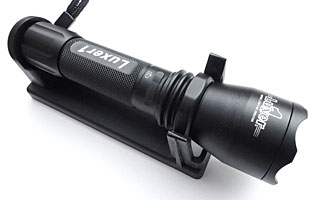 Luxer1(NT[) EMARGENCY LIGHT(G}[WFV[Cg) p̎tpz_[t